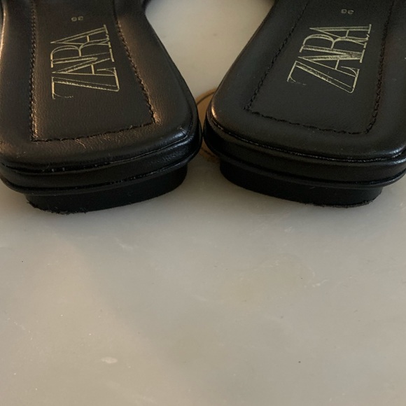 ZARA FLAT LEATHER SANDALS WITH BUCKLE - Picture 7 of 8